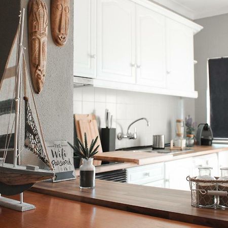 Lovely Oceanview Beach House Apartment ปอร์ติเมา ภายนอก รูปภาพ