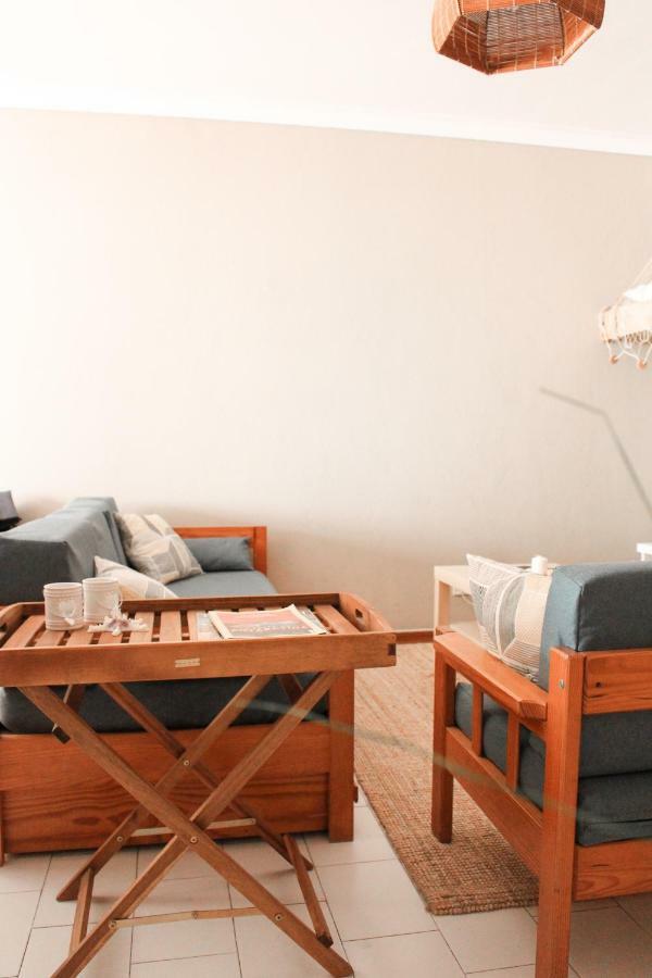 Lovely Oceanview Beach House Apartment ปอร์ติเมา ภายนอก รูปภาพ